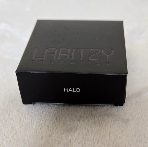 Laritzy Cosmetics Cream Highlighter In Halo - Picture 4 of 9